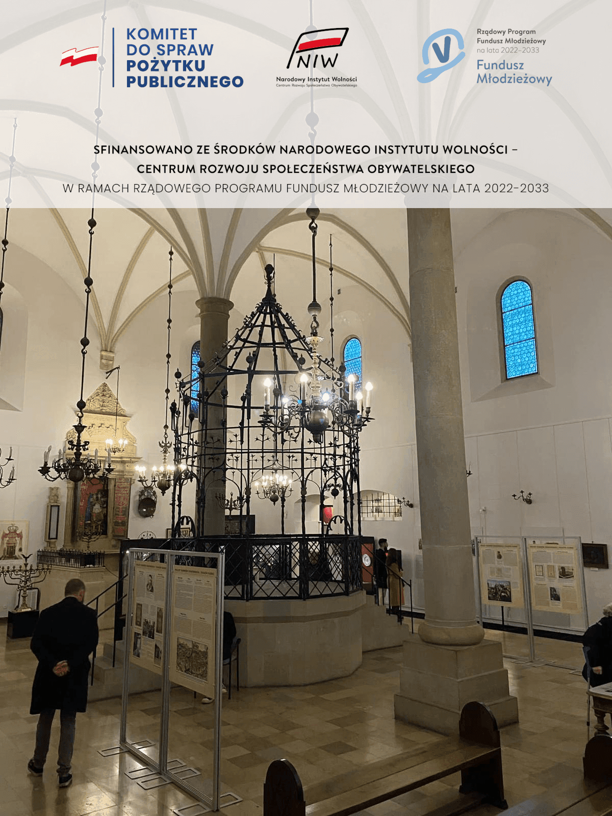 stara synagoga_z belką